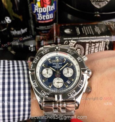 Replica Breitling Chronomat B01 43MM Watch White Subdials 1