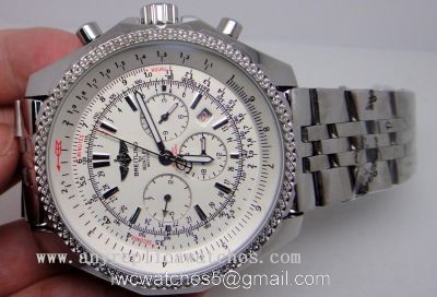 BREITLING FOR BENTLEY MOTORS SS WHITE CHRONOGRAPH QUARTZ 1
