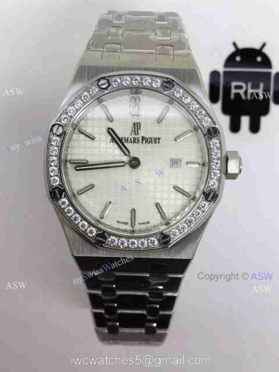 Copy Swiss Audemars Piguet Royal Oak Diamond Bezel Watch SS White Dial 1