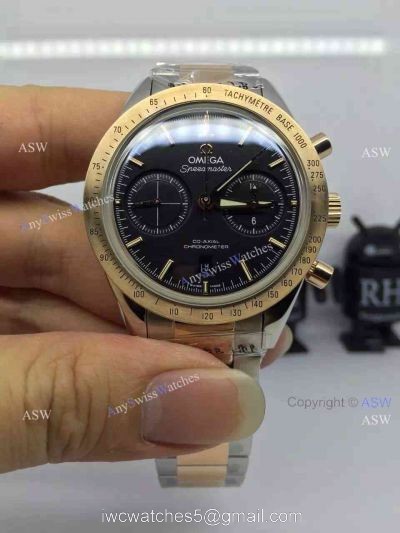 Swiss Replica Omega Speedmaster Watch 2-Tone Rose Gold Black Dial 1