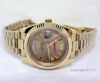 Replica Rolex Day-Date 40mm Gold Roman Dial Watch Luminous Markers 1
