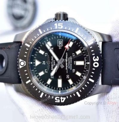 AAA Grade Breitling Superocean Swiss 2824 Watch Replica SS Black Bezel 1
