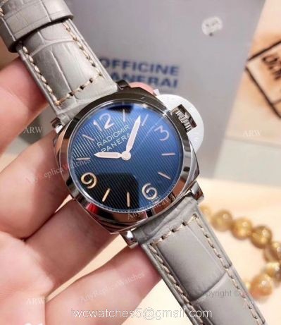 Copy Radiomir Panerai Womens Watch 33mm Quartz PAM 662 1