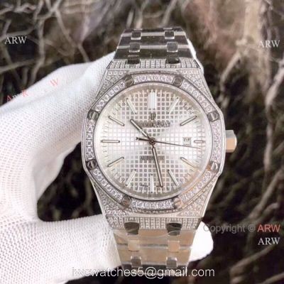 Fake Audemars Piguet Royal Oak Diamond Watches Stainless Steel Silver Dial 44mm 1