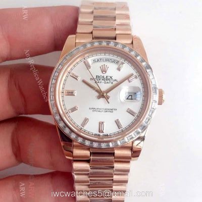Swiss 2836 DayDate II Rolex Presidential 41mm Replica Watch Rose Gold Silver Dial 1