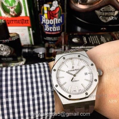 High Quality Audemars Piguet Royal Oak 43mm Watches Brown Rubber w/ Deployment buckle 1
