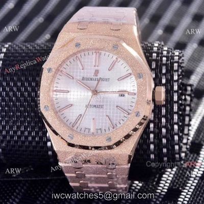 Replica Audemars Piguet Frosted Rose Gold Watch Silver Dial 41 MM 1