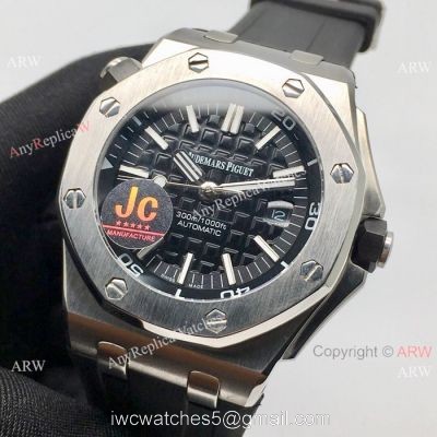Fake Audemars Piguet Royal Oak Offshore Diver Watches SS Black Dial 42mm 1