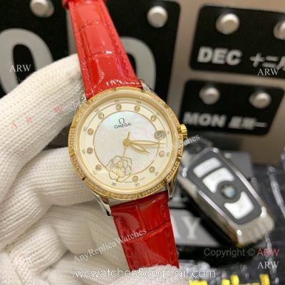 Omega Water Resistant Lady Watches Copy Gold Diamond Case 1