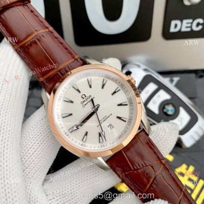 Omega Seamaster Aqua Terra Swiss 8900 Watch Rose Gold Bezel 1