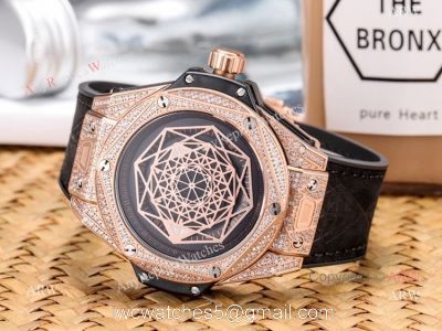 2019 Replica Hublot Big Bang Sang Bleu Iced Out Rose Gold Watches 1