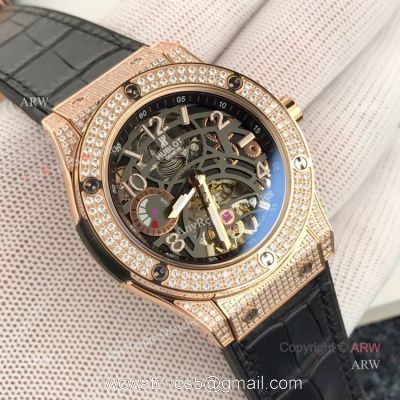 New replica Hublot Classic Fusion Rose Gold Diamond Watch Black Face 1