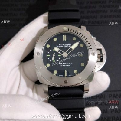 Copy Panerai Submersible Rubber Strap Black Dial PAM305 Men Watch 1