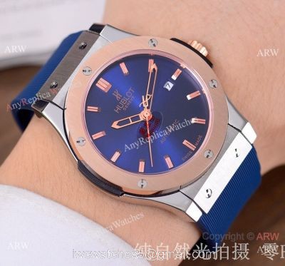 Copy Hublot Classic Fusion 42mm Watch Blue Face Rose Gold 1