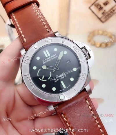 Panerai Luminor Submersible Mike Horn Edition SS Green Marker Watch PAM 985 1