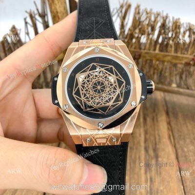 Top Quality Hublot Big Bang Sang Bleu II Watches Black Face Rose Gold 1