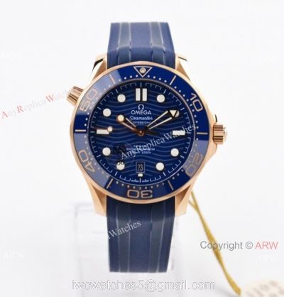 VS AAA Replica Omega Seamaster Diver 300m Watch Rose Gold Rubber Strap 1