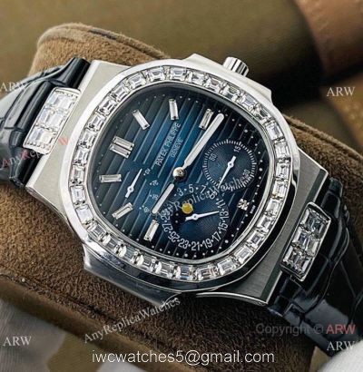 (PF Factory) Patek Philippe Nautilus Moonphase 5722 V2 Gradient Blue Dial Watch 1