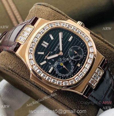 (PF Factory) Patek Philippe Nautilus Moonphase 5724 Watch Rose Gold Black Dial 1