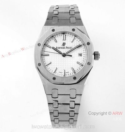 2021 New Swiss Replica Audemars Piguet Royal Oak 34mm White Textured Dial Watch with Cal.5800 1