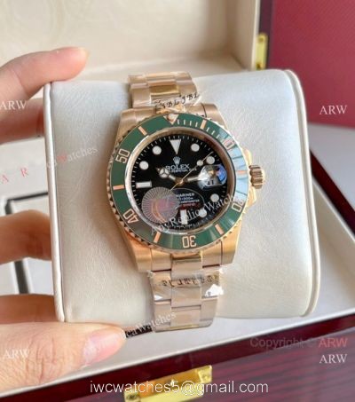 Rolex Submariner Rose Gold Green Ceramic Bezel Watch 40mm 1