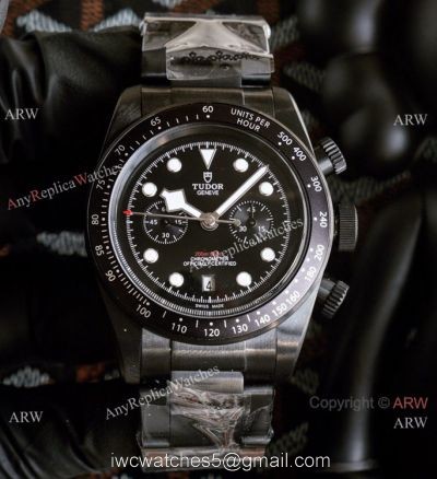 Solid Black Tudor Heritage Black Bay Replica Watches 42mm Automatic 1