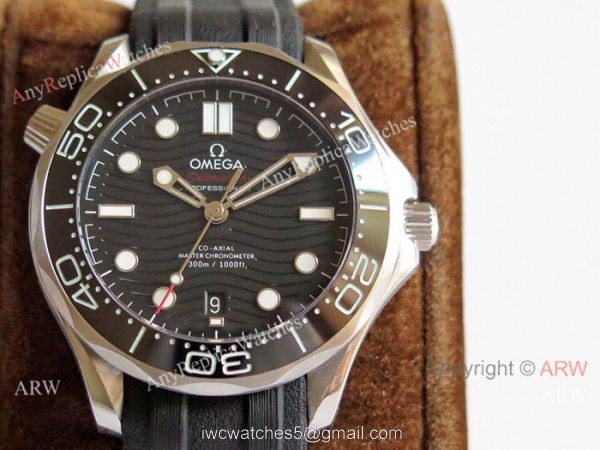 (OM)Swiss Omega Seamaster Diver 300m Omega 8800 Movement watch Black Dial Black Rubber Strap 1