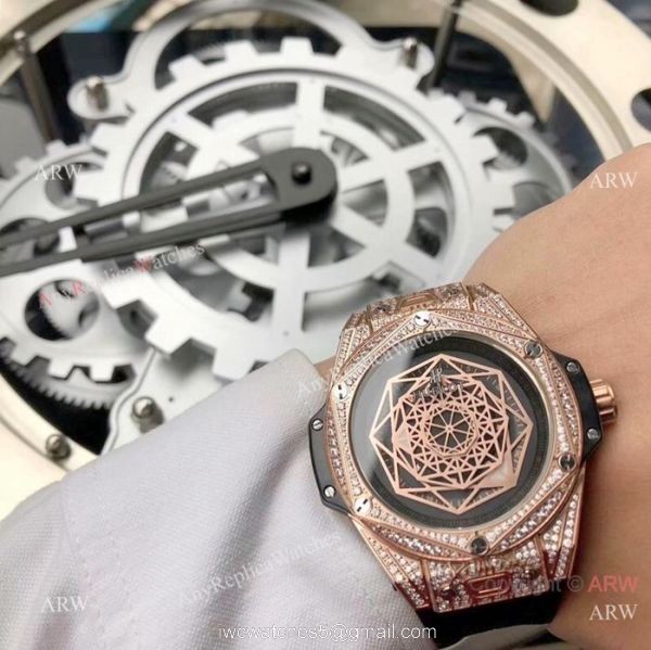 Hublot Big Bang Sang Bleu Stainless Steel Iced Out Watch Best Replica 1