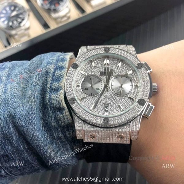 Classic Fusion Hublot Knock off Watch Rose Gold Iced Out watch 1