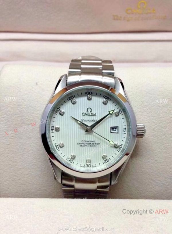 Copy Omega Seamaster 39mm Watch Black Dial Diamond Marker 1