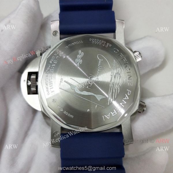 Copy Panerai Luminor Submersible PAM00982 Watch SS Blue Bezel 1