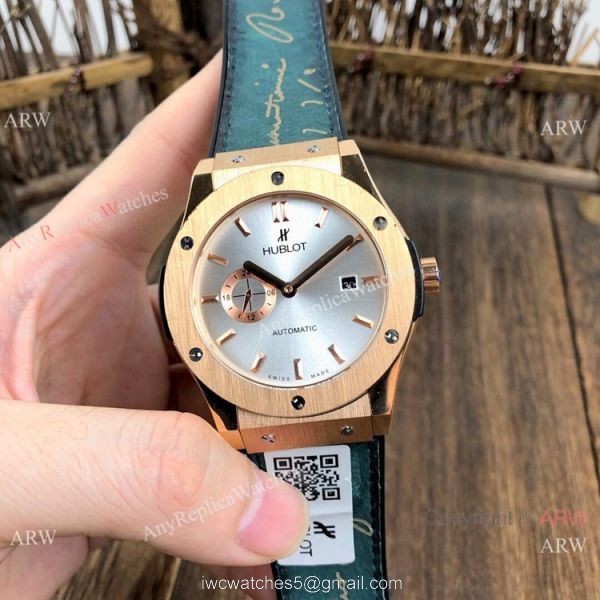 Fake Hublot Classic Fusion Black Dial Rose Gold Watches 42mm 1
