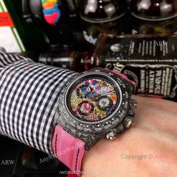 New Rolex Daytona 2020 Carbon Rolex Daytona Replica Watch with Pink Strap 1