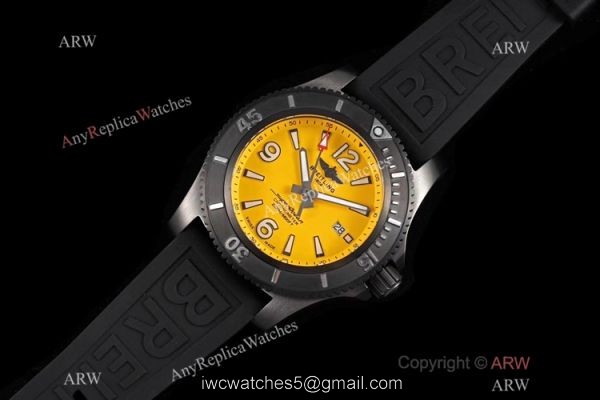 2020 New! Swiss Breitling Superocean Automatic Black Steel Watch Yellow Dial 1