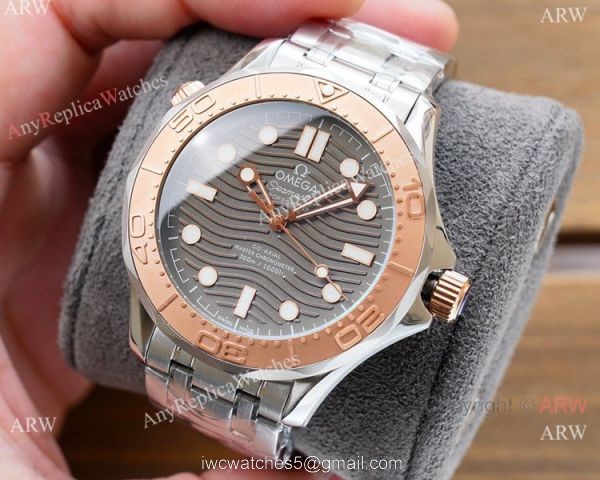 New! Replica Omega Seamaster Diver 300m Watches 2-Tone Rose Gold 1