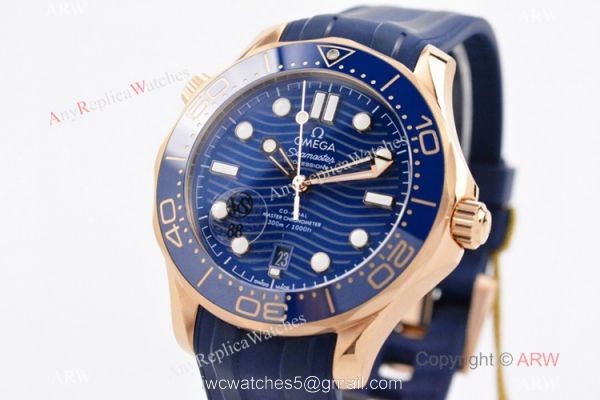 VS AAA Replica Omega Seamaster Diver 300m Watch Rose Gold Rubber Strap 1