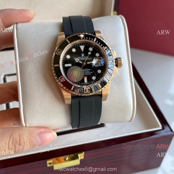 Rolex Submariner Rose Gold Green Ceramic Bezel Watch 40mm 1