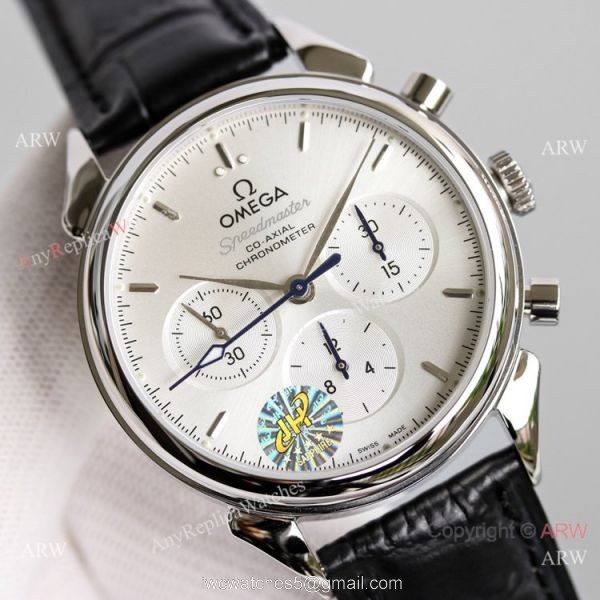 JH Swiss Copy Omega Speedmaster 7750 Chronograph Watch Silver Dial 42mm 1