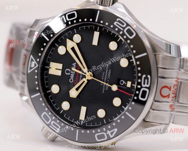 Super Clone Omega Seamaster Diver 300m &8216;James Bond Limited Edition OR 8800 Watch Stainless Steel 1