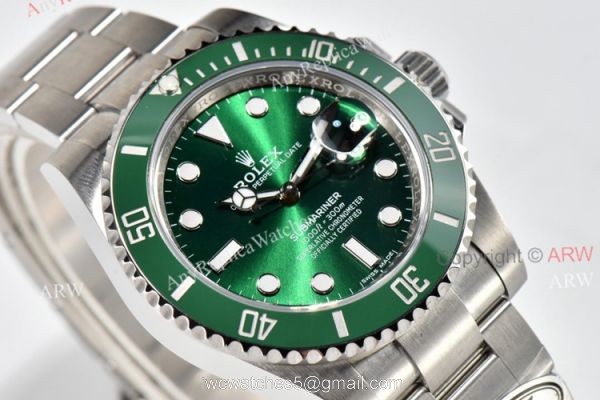 Clean Factory Submariner V4 Hulk 116610LV Super Clone Rolex Watches 40mm 1