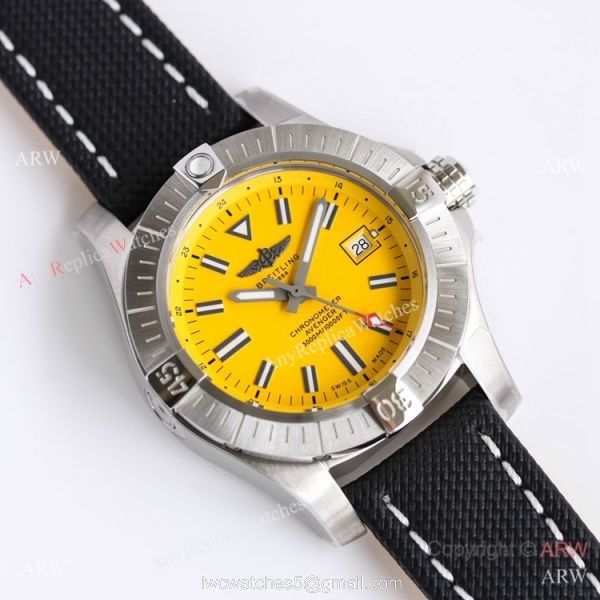(GF) Swiss Breitling Avenger Automatic 45 Seawolf Asia2824 Watch Yellow Dial Leather Strap 1