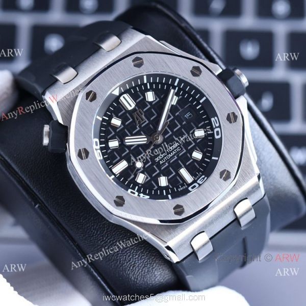 Swiss Copy Audemars Piguet Royal Oak Offshore Diver AP 3120 Olive Green Face 1