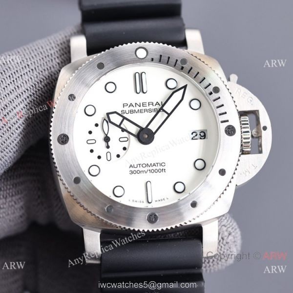 New Knockoff Panerai PAM01223 Submersible 42mm Watch White Dial 1