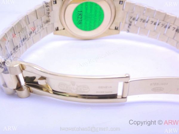 Rolex Daydate Watch Yellow Gold / Gold Roman Men Size 2