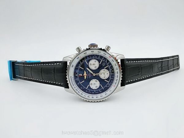 Fake Breitling Watches For Sale Navitimer 01 Black Chronograph Dial 46mm 2