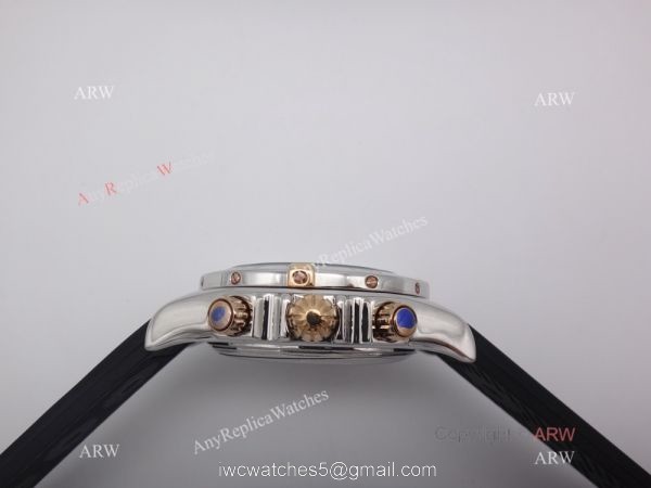 Breitling Chronomat B01 44mm Rose Gold Chronograph Black Rubber Band 2