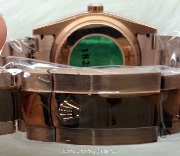 Replica Rolex Diamond Bezel DayDate Rose Gold Watch 2
