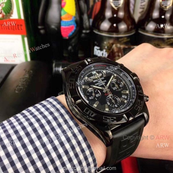 Solid Black Breitling Chronomat B01 Men Watch Replica 2