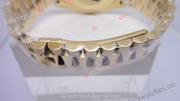 Rolex Daydate II Gold Replica Watch 41mm AAA Grade 2