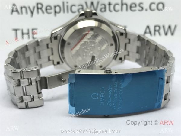 Omega Replica Watches James Bond Watch Blue Dial w/ Super Luminous 2